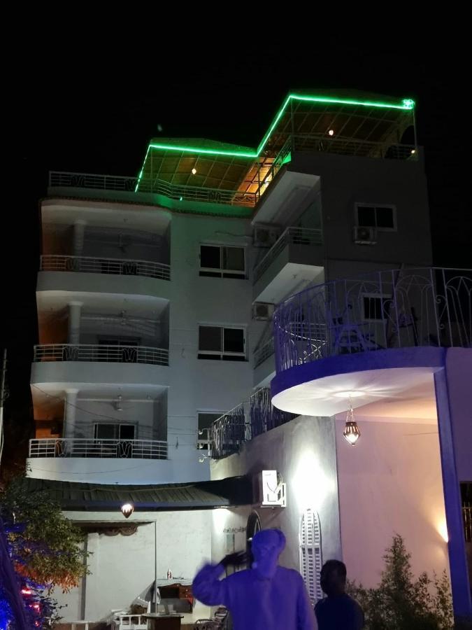 Nile Diana Luxor Apartment ภายนอก รูปภาพ