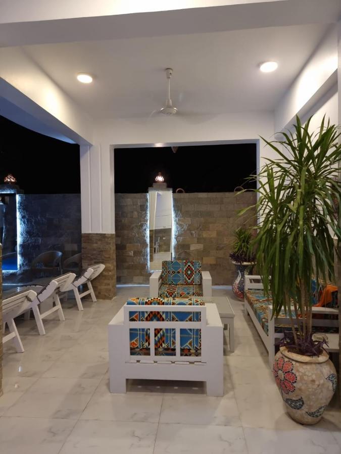Nile Diana Luxor Apartment ภายนอก รูปภาพ