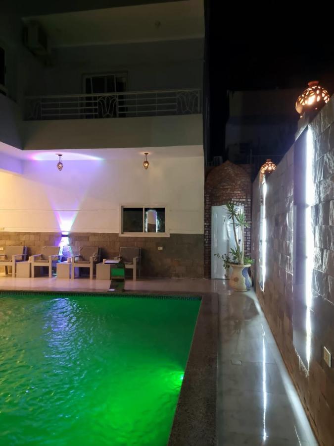 Nile Diana Luxor Apartment ภายนอก รูปภาพ